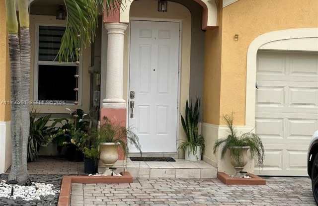 8548 SW 166th Pl photos photos