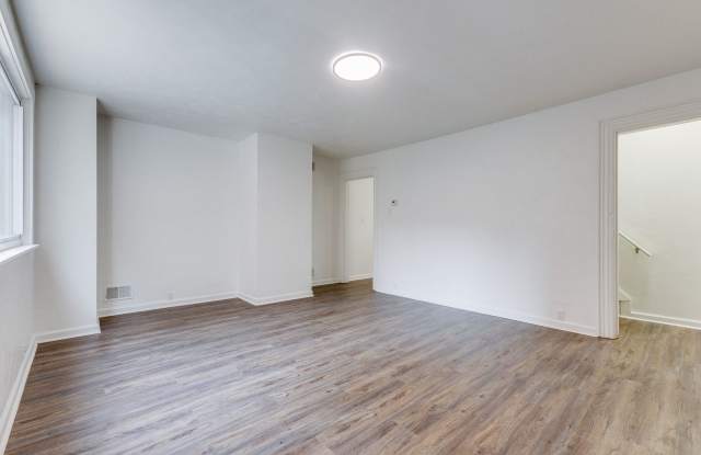 Check out this renovated 2 bed with central a/c in the heart of Allentown! Gallery 3