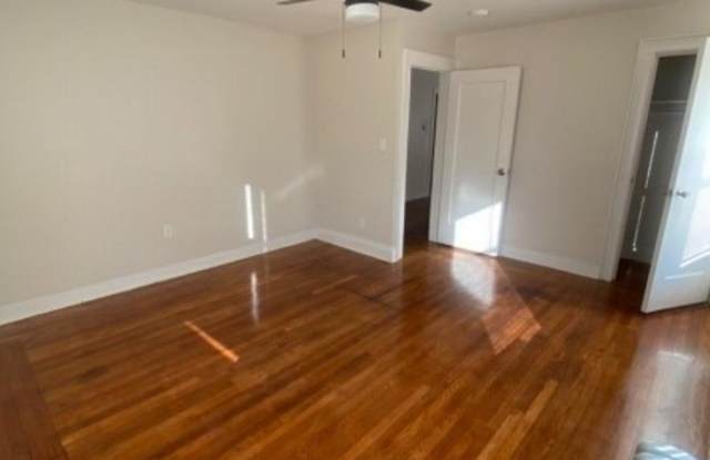 102 Freeman Ave Gallery 2