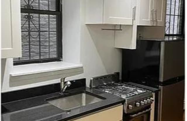 205 W 102ND ST. - 205 West 102nd Street, New York City, NY 10025