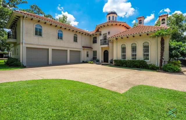 300 Saint Andrews Dr photos photos