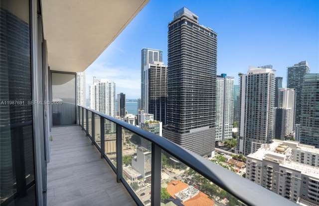 55 Southwest 9th Street photos photos