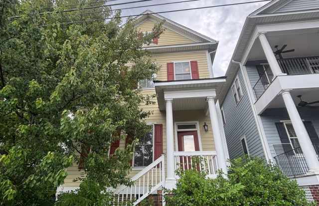 Spacious 4 Bed, 2.5 Bath Home Near Devine Street | Available July 1 photos photos