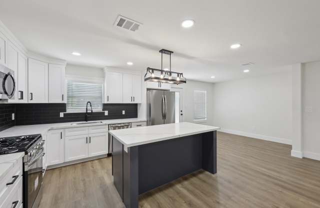 5475 Sunbury Drive Gallery 4