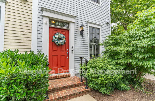 944 N Columbus St photos photos