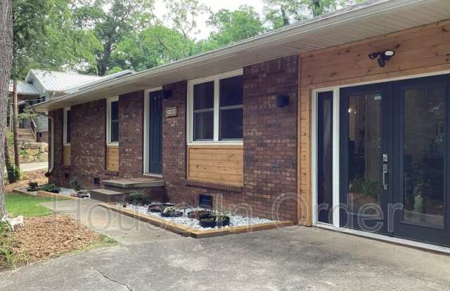 23 Moore Ave. - 23 Moore Avenue, Asheville, NC 28806