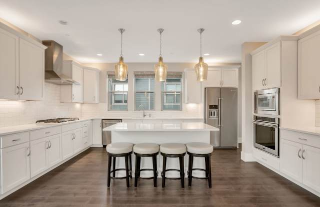 2321 Old Rail Way - 1 Gallery 2
