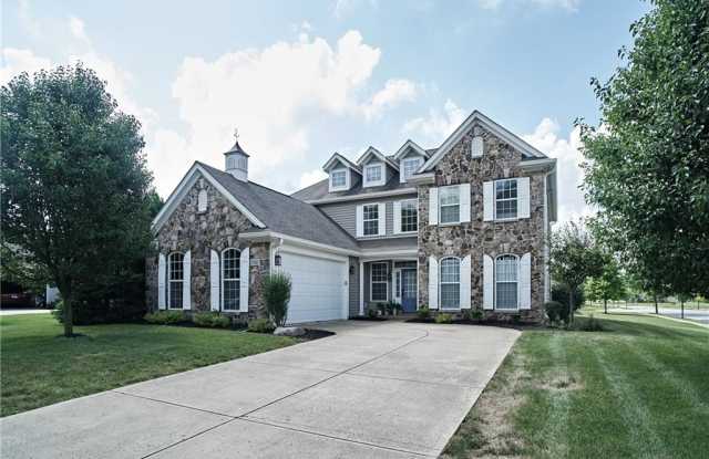 10887 FIELD CRESCENT Circle Gallery 3
