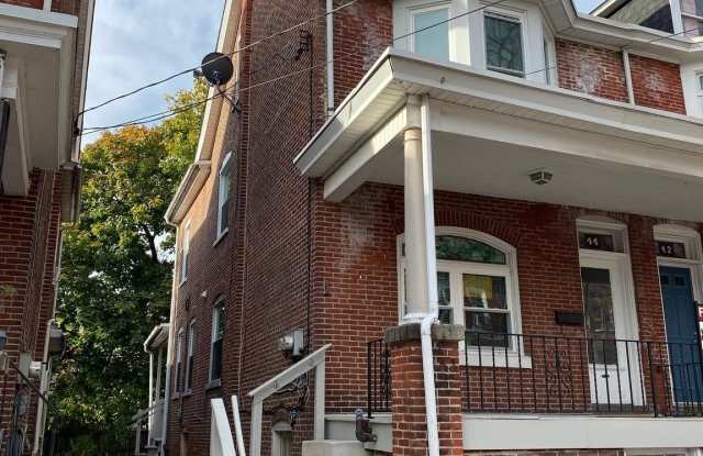 44 E SECOND photos photos