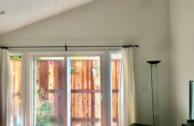 656 Grand Ave., Unit B photos photos