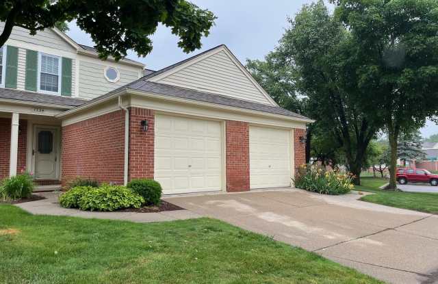 1734 Christopher Drive photos photos