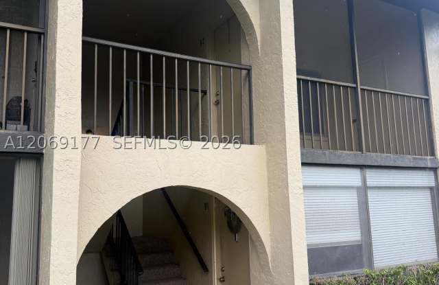 529 Shady Pine Way Gallery 2