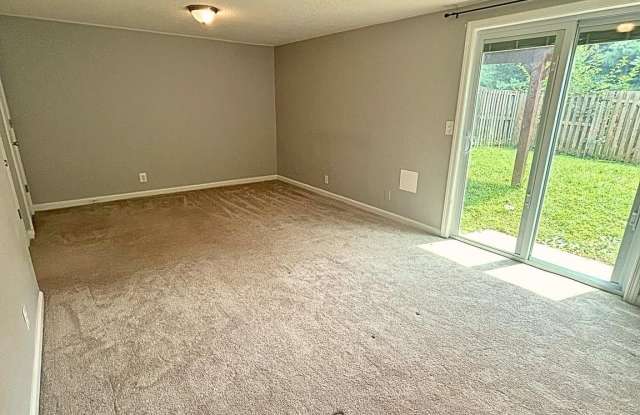 715 ACORN Court Gallery 2