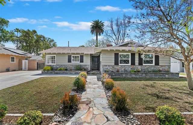 5754 Tower Rd photos photos