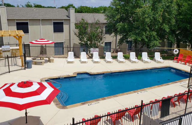 Hulen Park Place Townhomes Gallery 1