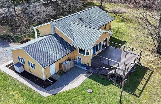 40 Sodom Road photos photos