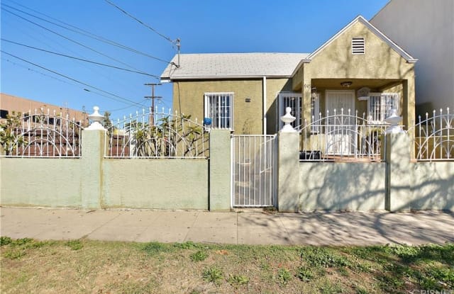 945 W 51st Street - 945 West 51st Street, Los Angeles, CA 90037
