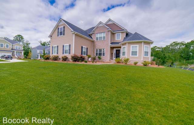 284 Waverly Lane - 284 Waverly Ln, Richmond Hill, GA 31324