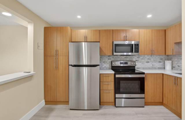 830 S Hollybrook Drive unit: 204 photos photos 830 S Hollybrook Drive unit: 204 photos photos