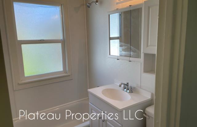 710 Mc Cormick School Rd photos photos