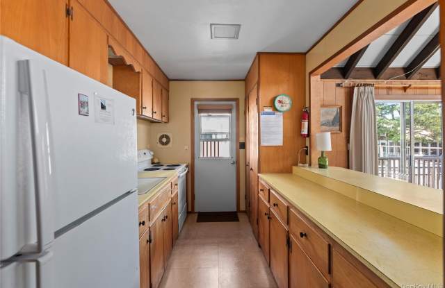 66 Bungalow Walk Gallery 4