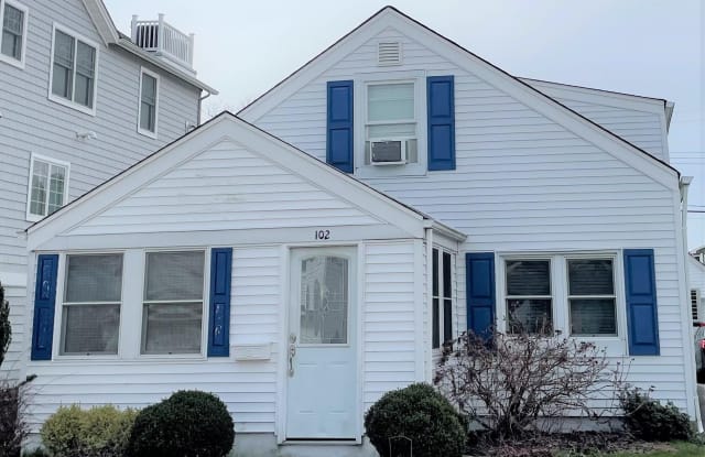 102 Niblick Street - 102 Niblick Street, Point Pleasant Beach, NJ 08742
