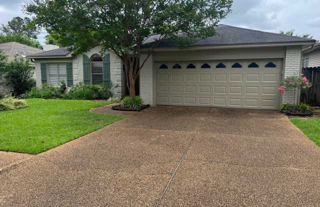 Nice 3 Bedroom 2 Bath Available Now! Schedule your Showing and Apply Today! photos photos