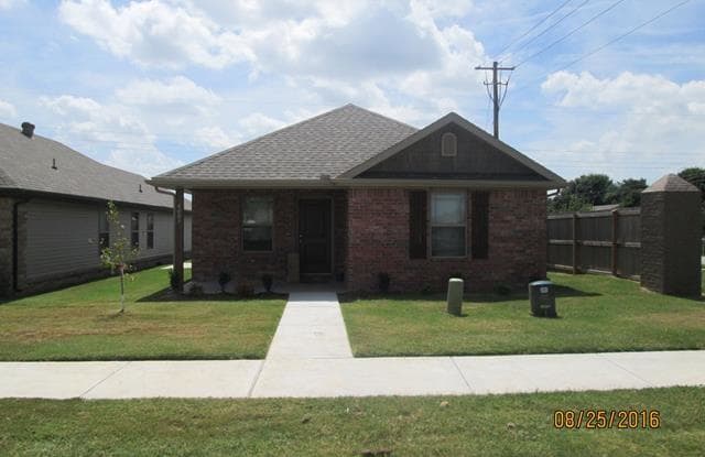 4007  SW Capstone  AVE - 4007 SW Capstone Ave, Bentonville, AR 72712
