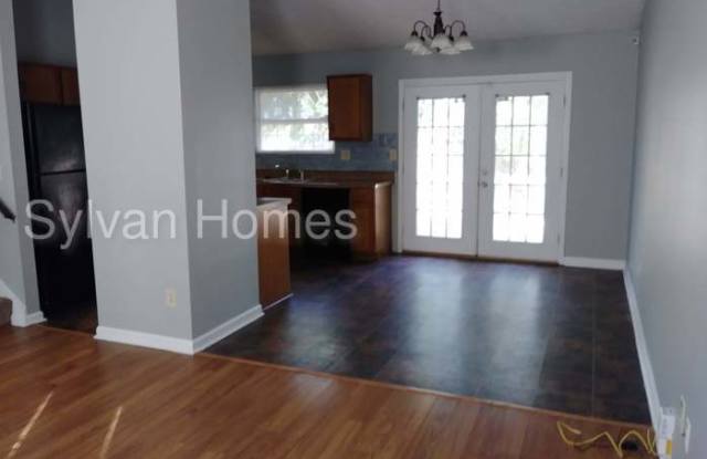 5543 Petite Court Gallery 2