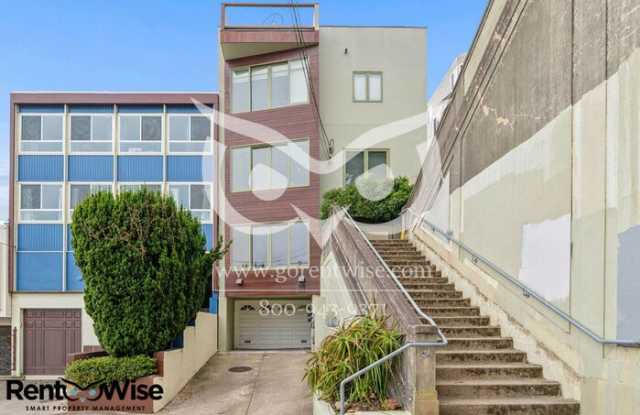 727 Moraga Street Gallery 2