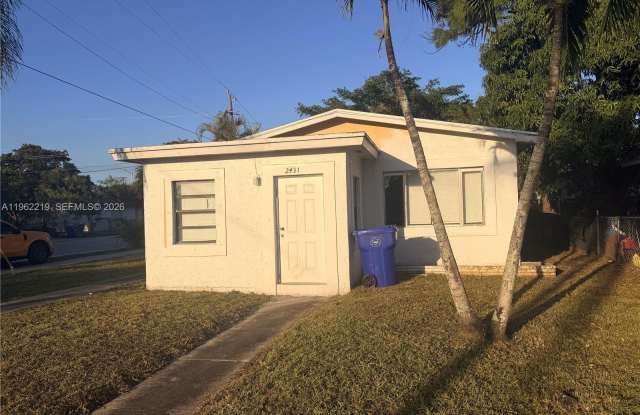 2431 NW 9th St - 2431 Northwest 9th Street, Franklin Park, FL 33311 2431 NW 9th St - 2431 Northwest 9th Street, Franklin Park, FL 33311