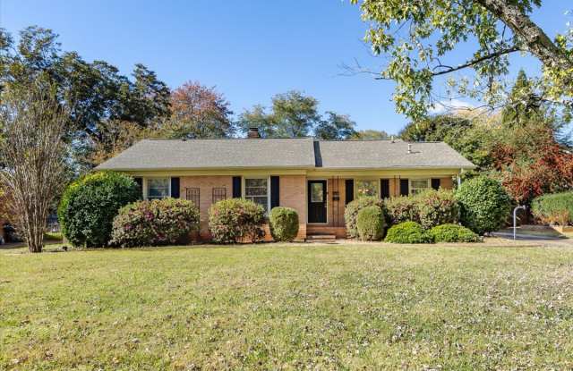 5400 Farmbrook Dr - 5400 Farmbrook Drive, Charlotte, NC 28210