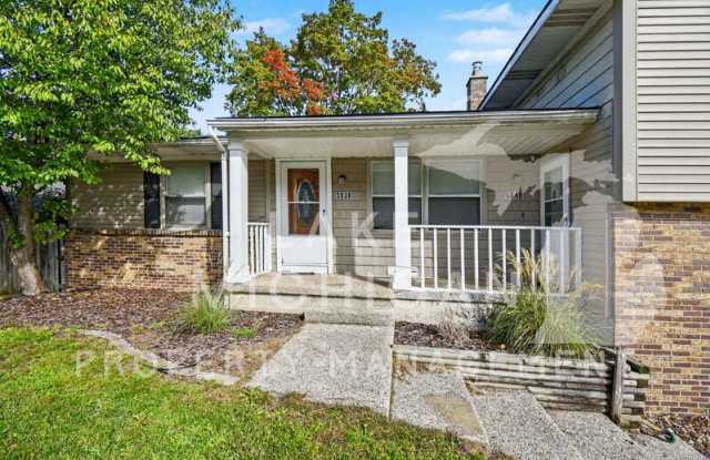 5838 Christie Avenue Southeast Gallery 2