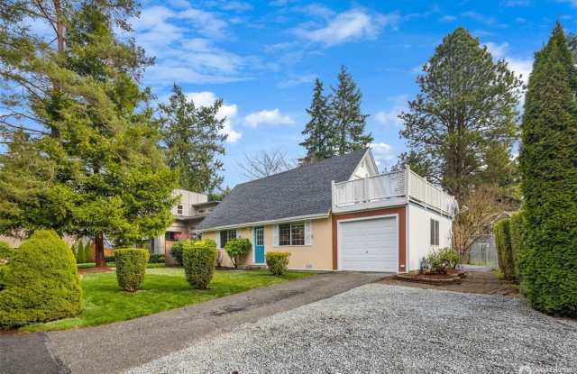 Kirkland 4 bedrooms 2 bathrooms single family house. Lake Washington School district. Close to Totem Lake Mall photos photos