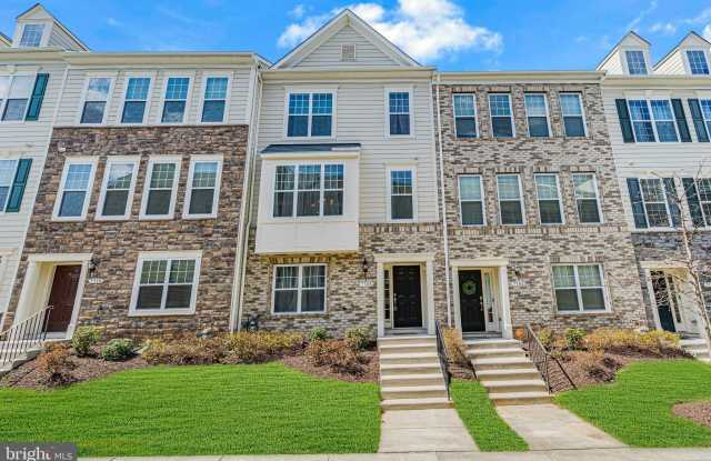 7308 WOOD POND Circle photos photos