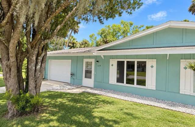 23 COUNTRY CLUB Drive Gallery 1