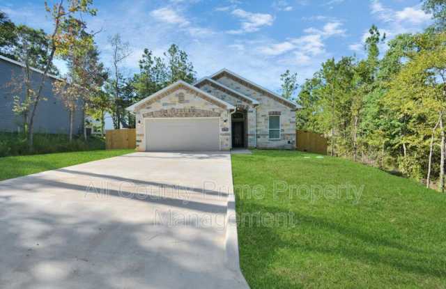 3024 Apache St photos photos
