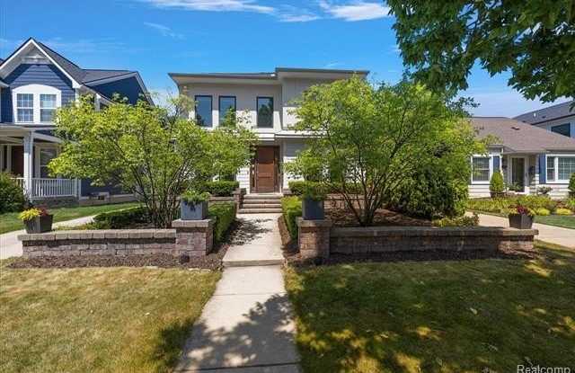 559 Bennaville Avenue Gallery 3