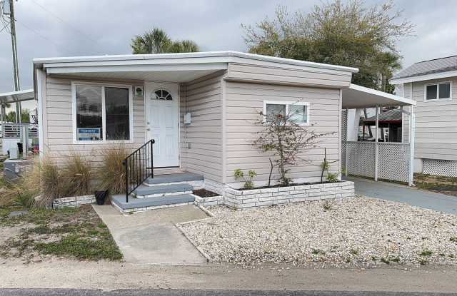 Regency Cove 55+ Gated Community - 2 bedroom won't last long, come See!! photos photos