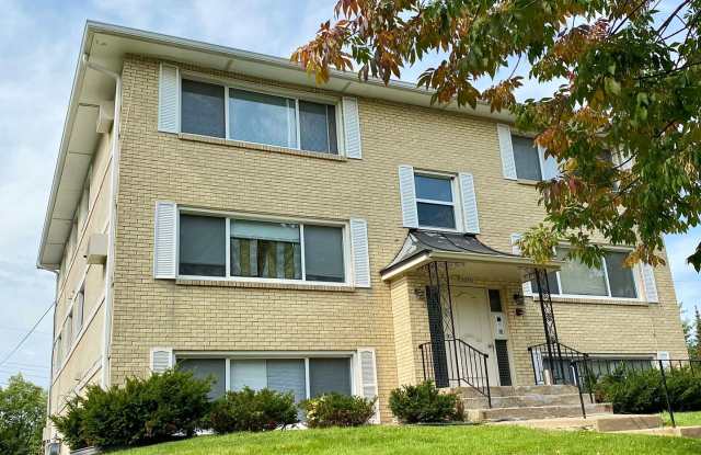 Apartment for Rent at 3050 Inglewood Ave S photos photos