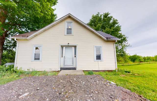 Crestview schools with land and barn! photos photos