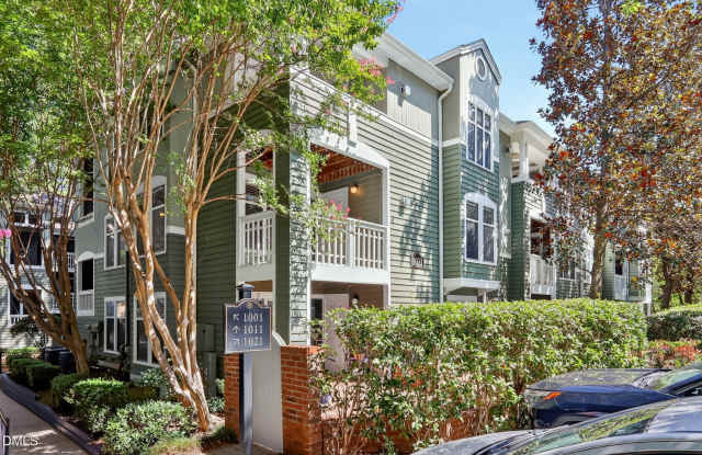 1021 Nicholwood Drive Gallery 1