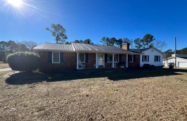 1925 Maxwell Rd., Autryville, NC  28318 Gallery 1