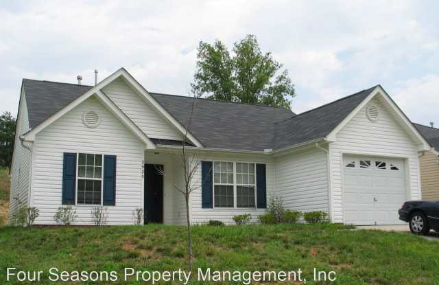 2925 Westwinds Court - 2925 Westwinds Court, Charlotte, NC 28214