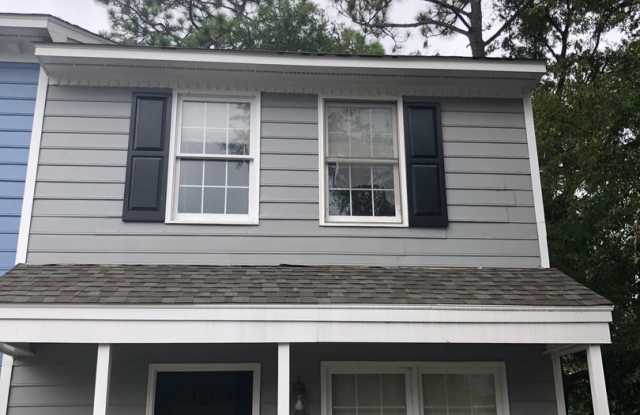 2 Bedroom 1.5 Bathroom Townhouse photos photos