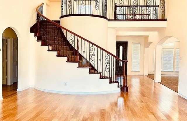 14151 Sorano Drive Gallery 4