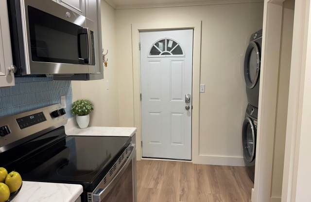 85 N Winooski Ave photos photos