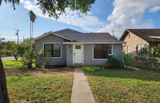 601 N 6th Street photos photos