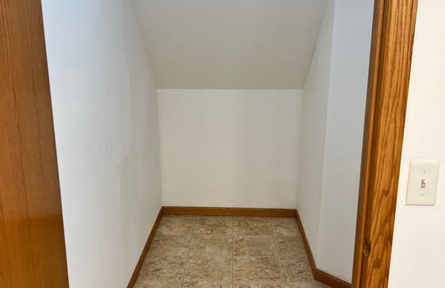 1540 W Pine St, #404 Gallery 4