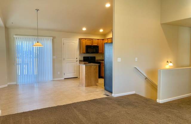 Beautiful 3 Bedroom 2 Bath Ranch-Style Home in West Loveland! photos photos